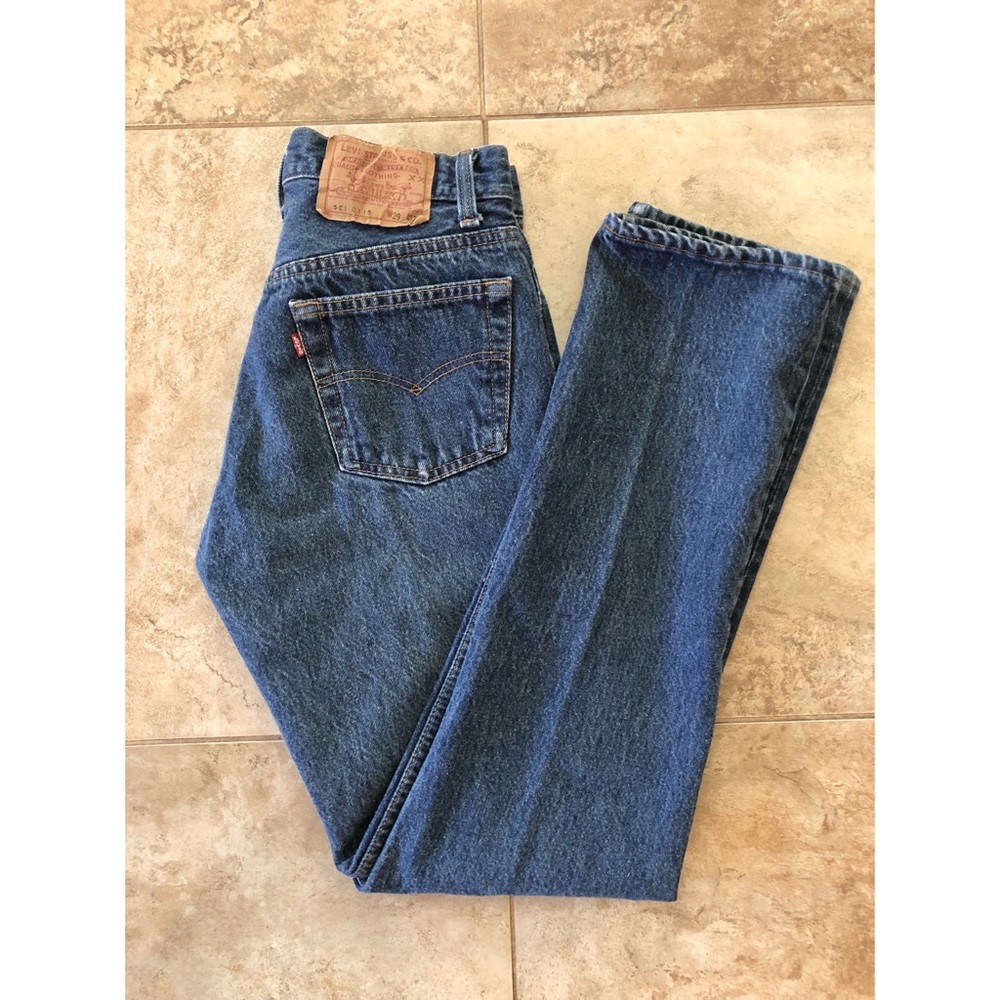 VINTAGE 80s/90s Levi’s 501 boyfriend button fly jean